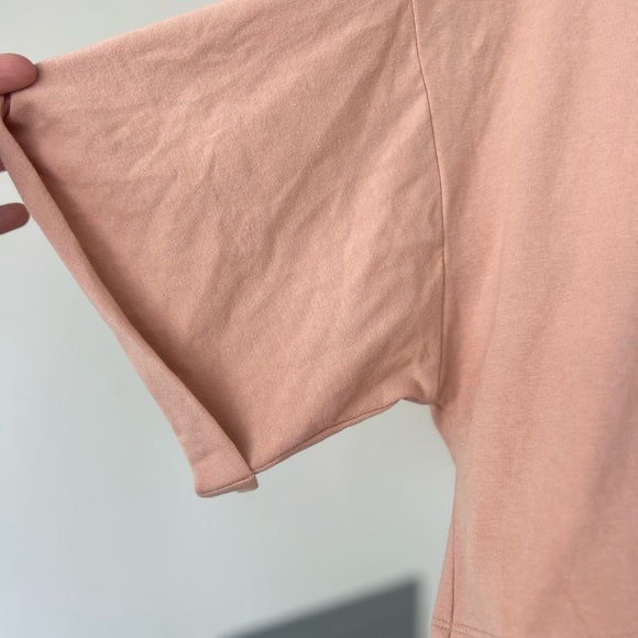 h:ours Dusty Rose Cropped Tee - Picture 3 of 6